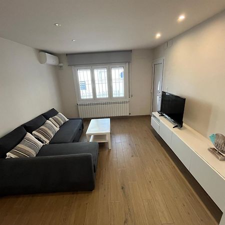 Apartamento En La Playa. Free Parking. Free Wifi L' Escala Exteriér fotografie