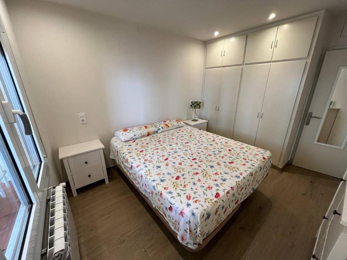 Apartamento En La Playa. Free Parking. Free Wifi L' Escala Exteriér fotografie